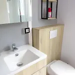 Chalet Avec Piscine, Pour 6